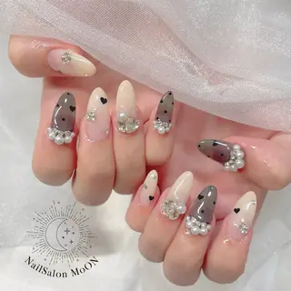 ネイル MoON...❤︎ MeGuのネイルデザイン