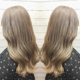 ロング カラー 韓国ヘア🤍髪質改善 🇰🇷AKANEのヘアスタイル