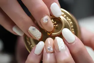 ネイル ママリンド　志村坂上店所属・しみ えんのネイルデザイン