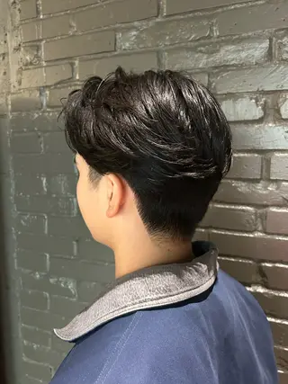 ショート FRANK'S BARBER AND BEER CLUB所属・中津川 侑那のヘアスタイル