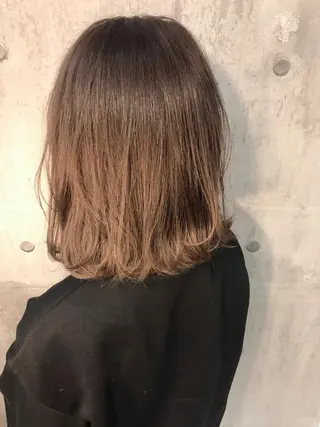 ショート カラー 髪質改善ｶﾗｰ ｹｱﾌﾞﾘｰﾁ/ﾀﾑのヘアスタイル