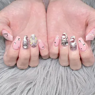 ネイル 個室ネイルサロンDolly  Girl〜ドーリーガール〜所属・DollyGirl KYOKOのネイルデザイン