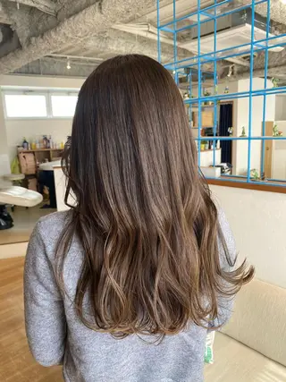 セミロング カラー Ate by little所属・青木 梢のヘアスタイル