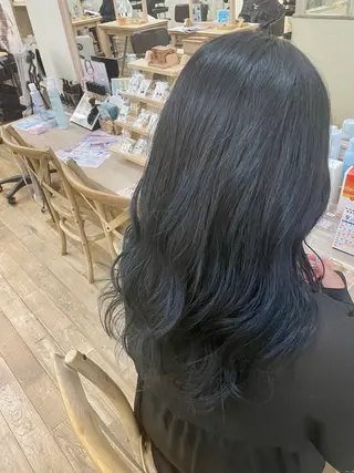 ロング 玉邑 美菜のヘアスタイル
