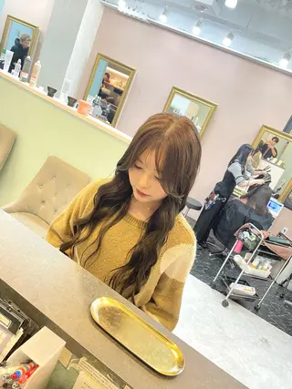 ロング 亀川蓮 Agu hairのヘアスタイル