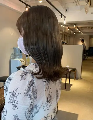 ロング カラー 透明感/オリーブ/ グレージュ/YUKAのヘアスタイル