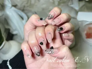ネイル E.N🦋 長さ出し/持ち込みのネイルデザイン