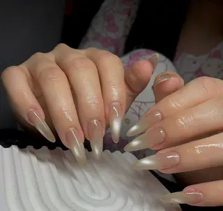 ネイル T. Leeのネイルデザイン