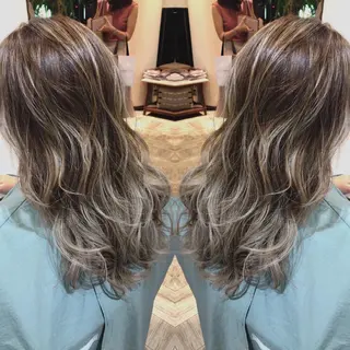 セミロング カラー 【垢抜け大人髪】 TIARA西山のヘアスタイル