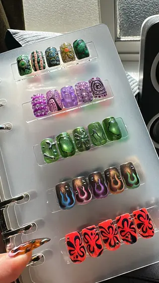 ネイル 上原 悠紀のネイルデザイン