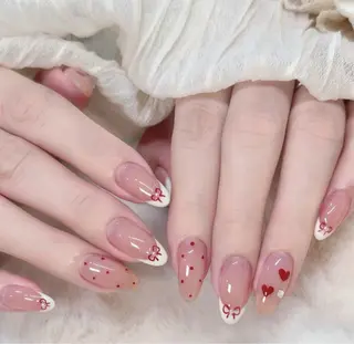 ネイル T. Leeのネイルデザイン