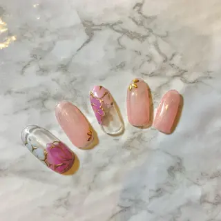 ネイル 岸本 みなみのネイルデザイン