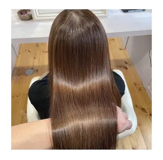 ロング 佐藤 翔空【艶 カラー/縮毛矯正】のヘアスタイル