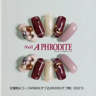 ネイル Nail  Aphroditeのネイルデザイン