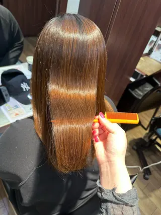 セミロング パーマ TotalBeautysalonCURE所属・CURE 朱梨のネイルデザイン