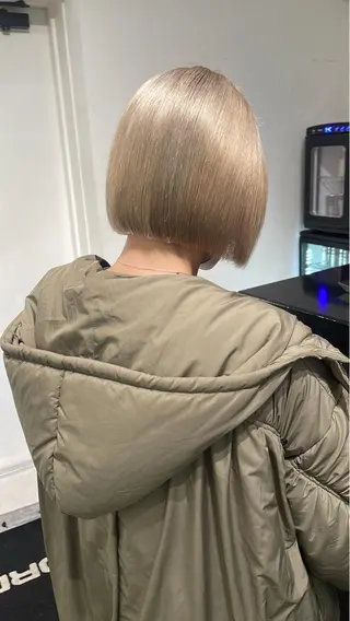 ショート カラー パーマ ヘアアレンジ メンズ キッズ ネイル マツエク・マツパ アイブロウ 艶ハイトーン/ヘア アレンジAYAKAのヘアスタイル