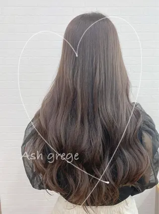 ロング カラー GRANLUSSO 〜グランルッソ駅前店所属・木口 嘉美のヘアスタイル