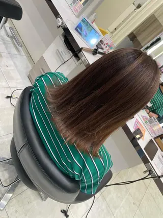 ミディアム 岸 保奈美のヘアスタイル