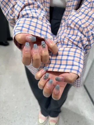 ネイル meRK 🦋愛海のマツエク・マツパデザイン