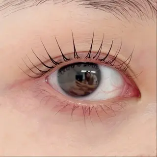 マツエク・マツパ GO TODAY シェアサロン 銀座Eclara店所属・mihiro 銀座まつぱﾏﾂｴｸ眉のマツエク・マツパデザイン