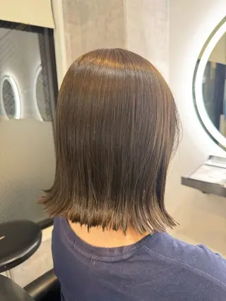 ミディアム 横山 穂乃花のヘアスタイル