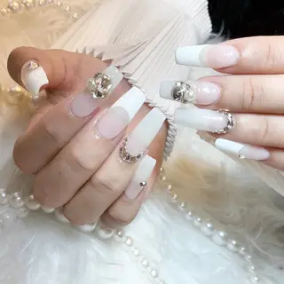 ネイル 🌈Yun nail hyejin💋のネイルデザイン