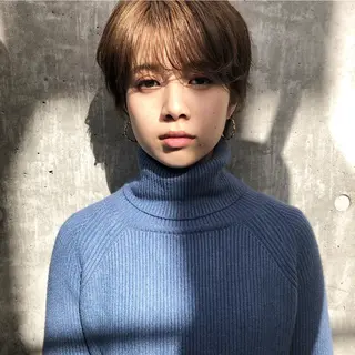 ショート カラー THE DAY所属・AKI HASHIMOTOのヘアスタイル