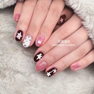 ネイル R inのネイルデザイン