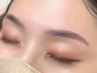 アイブロウ eyesalon Fair 香村 華花のマツエク・マツパデザイン