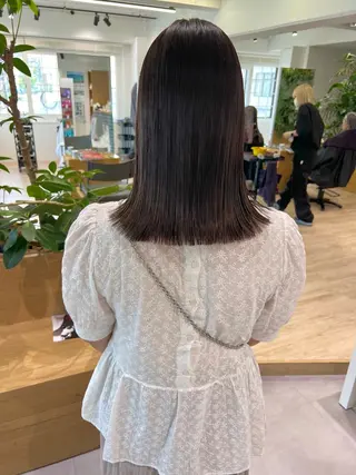 セミロング 艶ベージュ/オリーブ カラー🫒airiのヘアスタイル