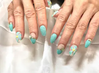 ネイル Neige所属・Neige 𓂃 aiのネイルデザイン