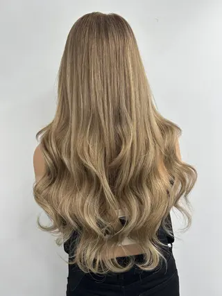 ロング カラー alpha. カラーエクステ下妻のヘアスタイル