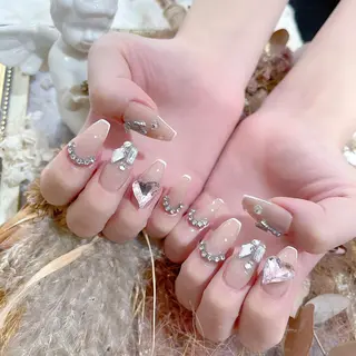 ネイル FLY Nail Salonのネイルデザイン