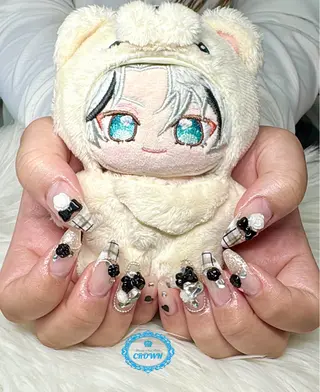 ネイル CROWN プライベートサロンのネイルデザイン