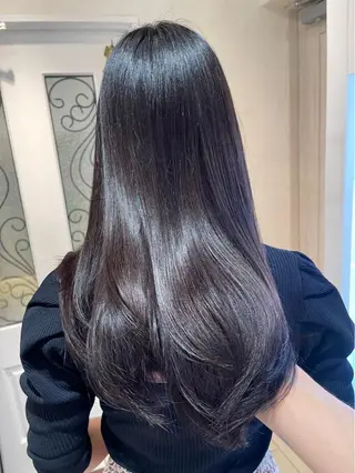 ロング カラー 塩谷 楓のヘアスタイル