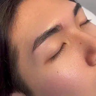 アイブロウ iBROW.所属・浅岡 莉里亜の眉毛・アイブロウイメージ