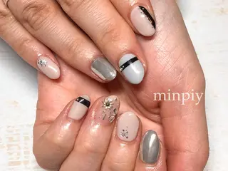 ネイル 𖡼 yumenoのネイルデザイン