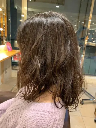 ミディアム パーマ 加藤 綾華のヘアスタイル