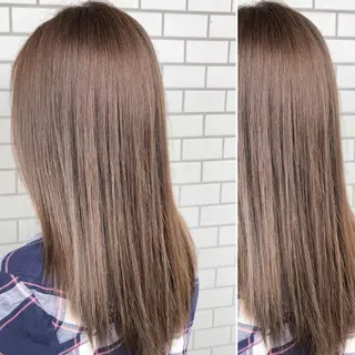 ミディアム カラー JuNブリーチに 縮毛矯正するプロのヘアスタイル