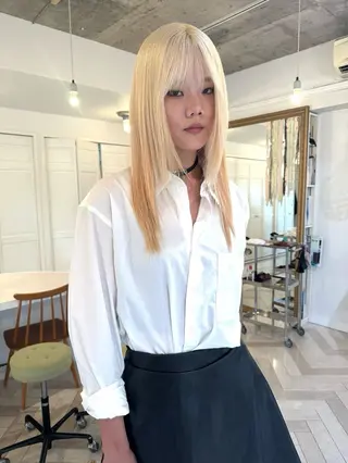 カラー ブリーチカラー🎀 韓国風/寺門美優のヘアスタイル