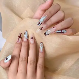 ネイル DEMAIN- 🌹のネイルデザイン