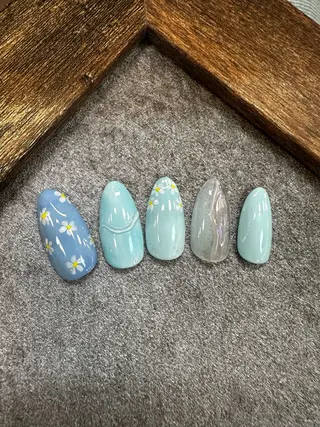 ネイル Mira Nail Studioのネイルデザイン