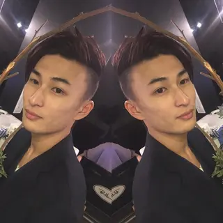 ショート カラー メンズ 吉本 yoshimotoのヘアスタイル