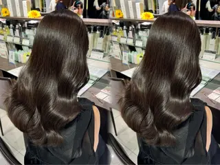 カラー 勝又海音 まつげパーマ/カラーのヘアスタイル