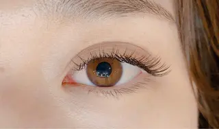 マツエク・マツパ アイラッシュリゾートカハラ新宿本店所属・Kahala KOMADAのマツエク・マツパデザイン