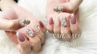 ネイル LaBriller所属・ラブリエ ayakaのネイルデザイン