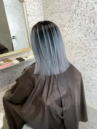 ミディアム 有人/バレイヤージュ /シャドールーツのヘアスタイル