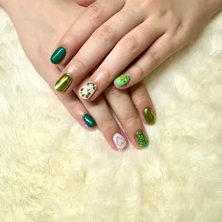 ネイル Ange blanc所属・Nail EAのネイルデザイン