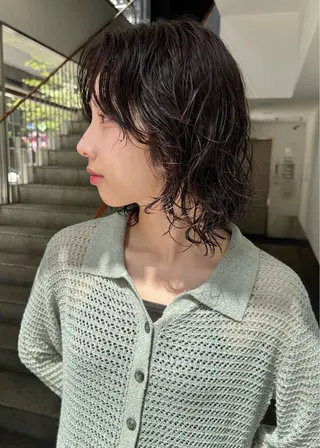 ミディアム パーマ 穂積 大二朗のヘアスタイル