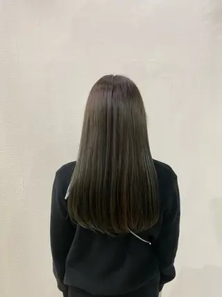 ロング カラー 佐藤 森夏のヘアスタイル